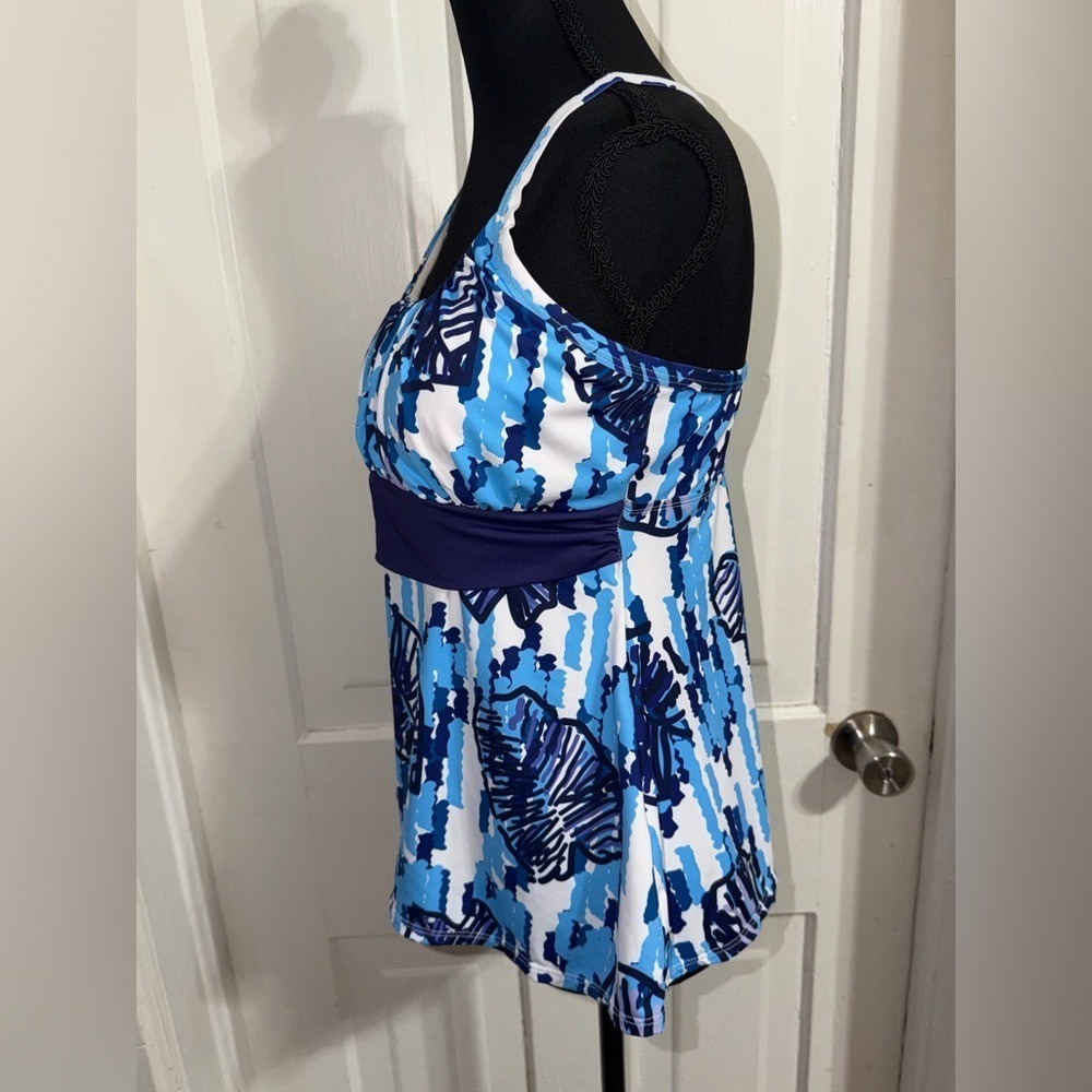 Women's size 10 swim top Blue and White Patterned Tankini Top swim cute summer - Picture 4 of 5